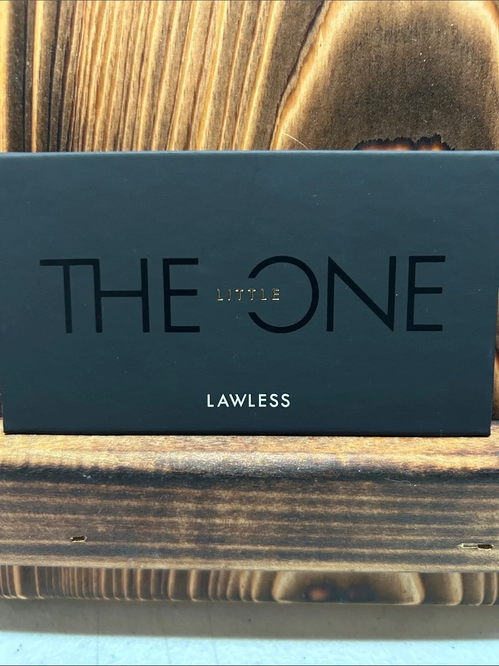 LAWLESS rosy lids palette